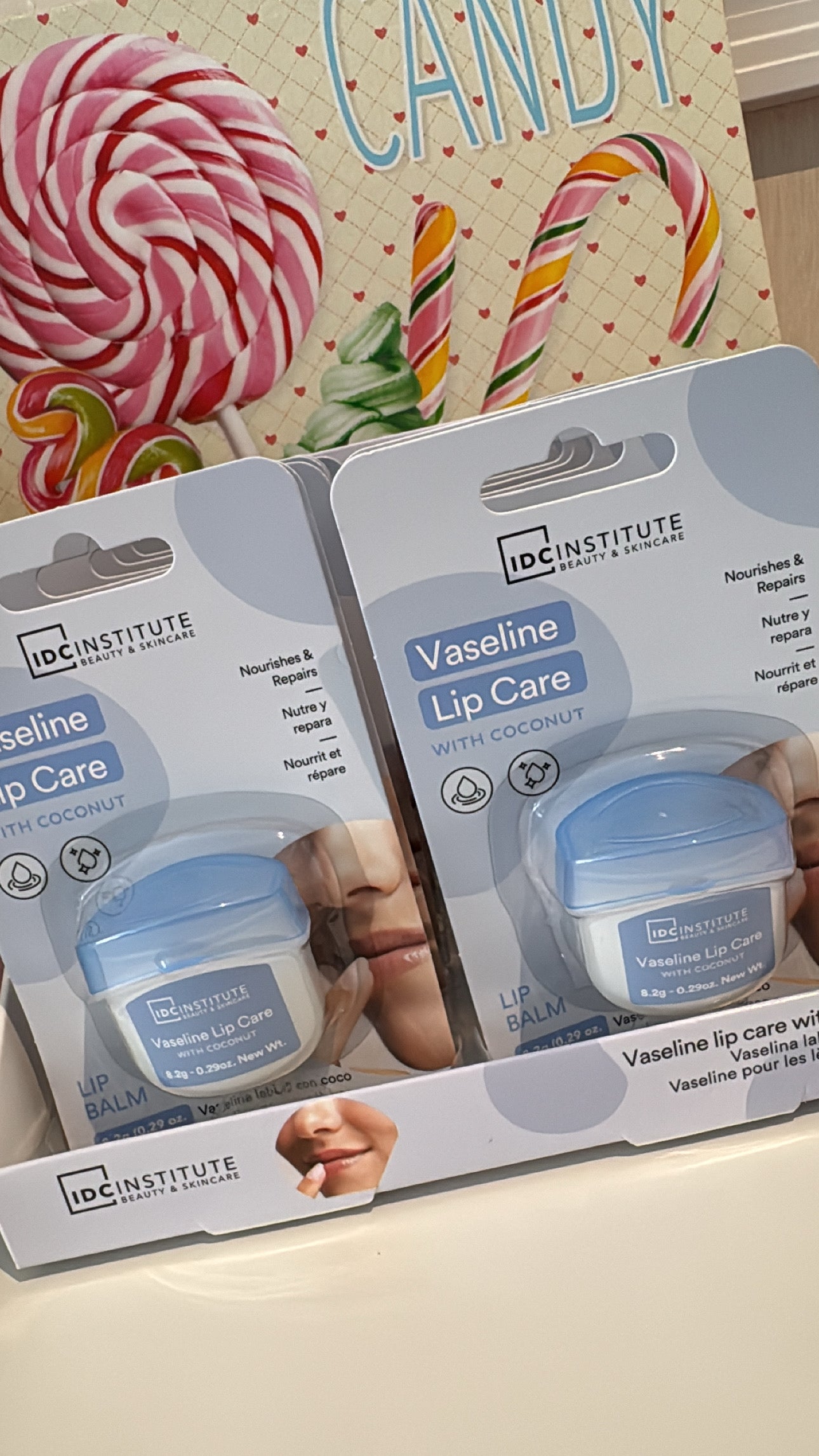 Vaseline al cocco 🥥 (nutre e ripara le labbra)
